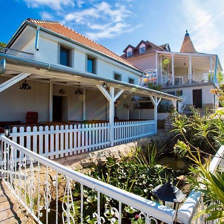 Fogado A Ket Toelgyfahoz Bed & Breakfast Sümeg Екстериор снимка
